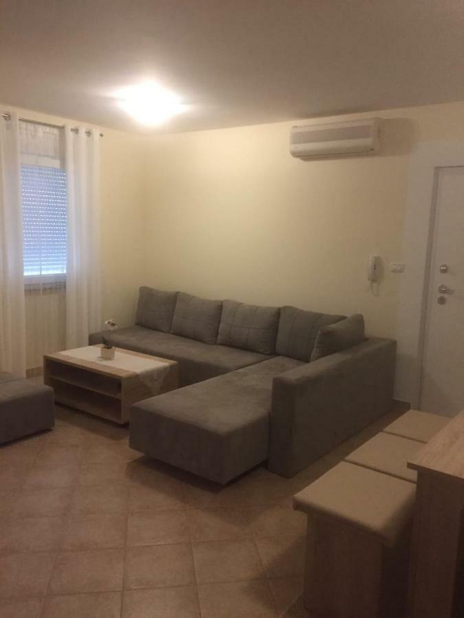 מדולין Apartment Ejla מראה חיצוני תמונה